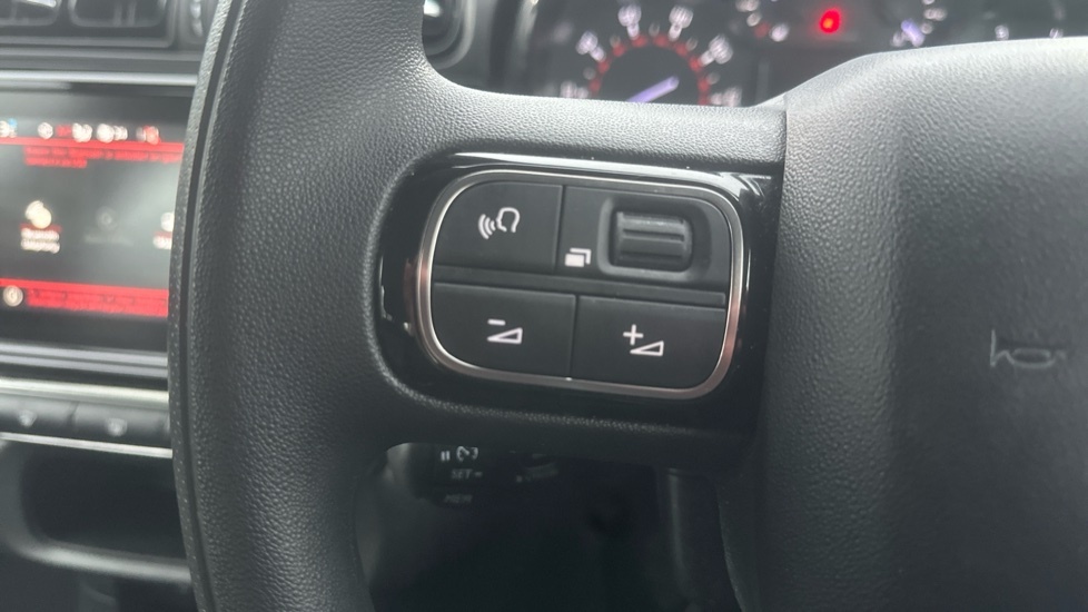 Citroen C3 1.2 Puretech 110 Shine Plus Eat6 Black #24