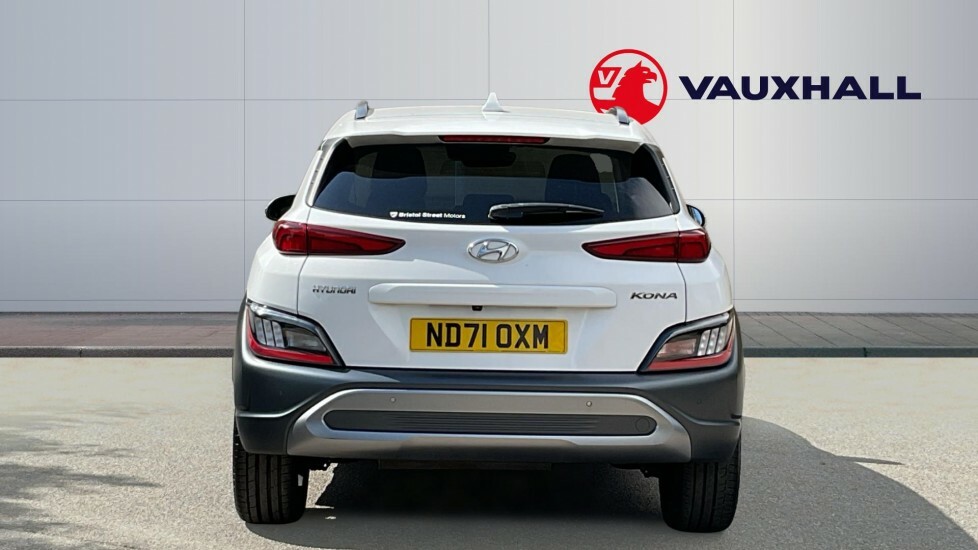 Hyundai Kona Premium ND71OXM White #6