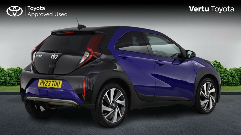 Toyota Aygo X Exclusive Blue #2