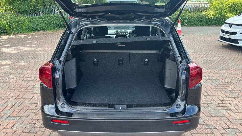 Suzuki Vitara Sz-t Black #4