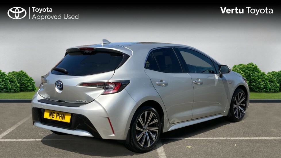 Toyota Corolla Design Silver #2