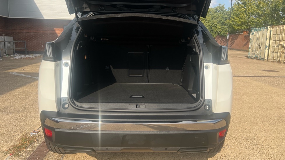 Peugeot 3008 Allure White #4