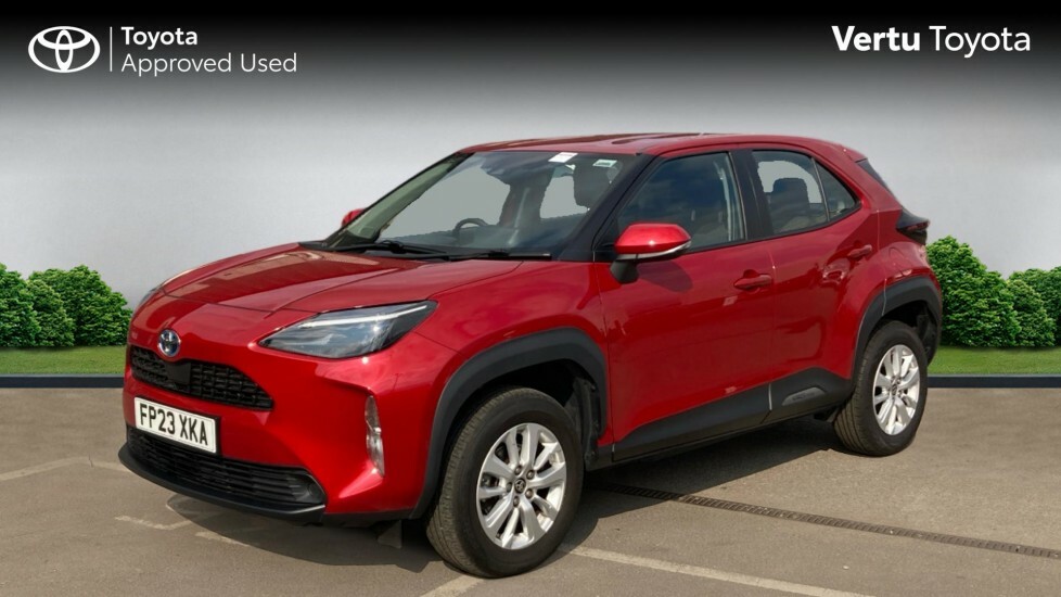 Toyota Yaris Cross Icon Red #3