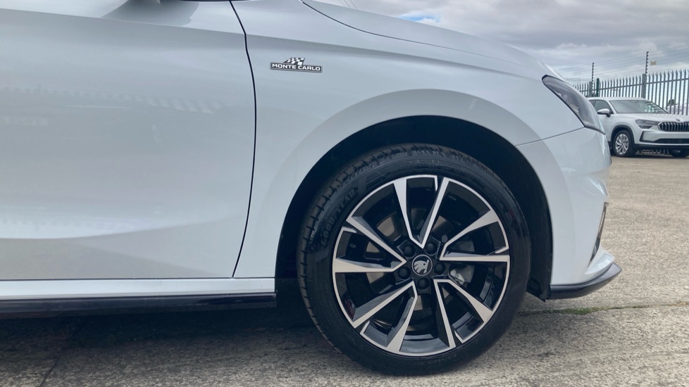 Skoda Fabia Monte Carlo Edition EN75HRM White #5