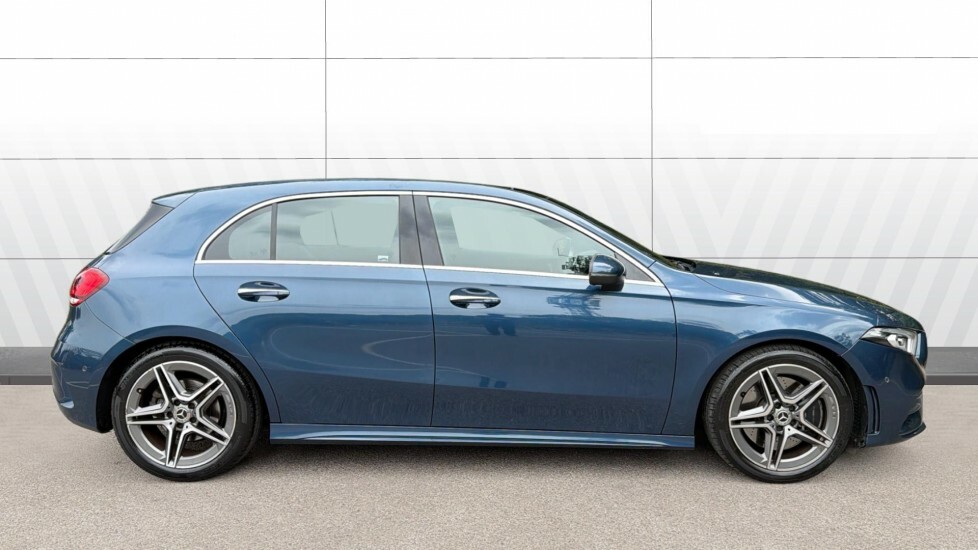 Mercedes-Benz A Class Amg Line WG19FNP Blue #5