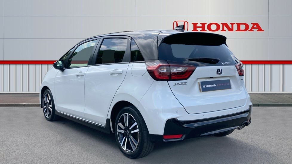 Honda Jazz Advance Sport FG24TEO White #3