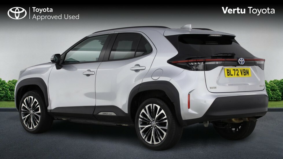 Toyota Yaris Cross Excel Silver #4