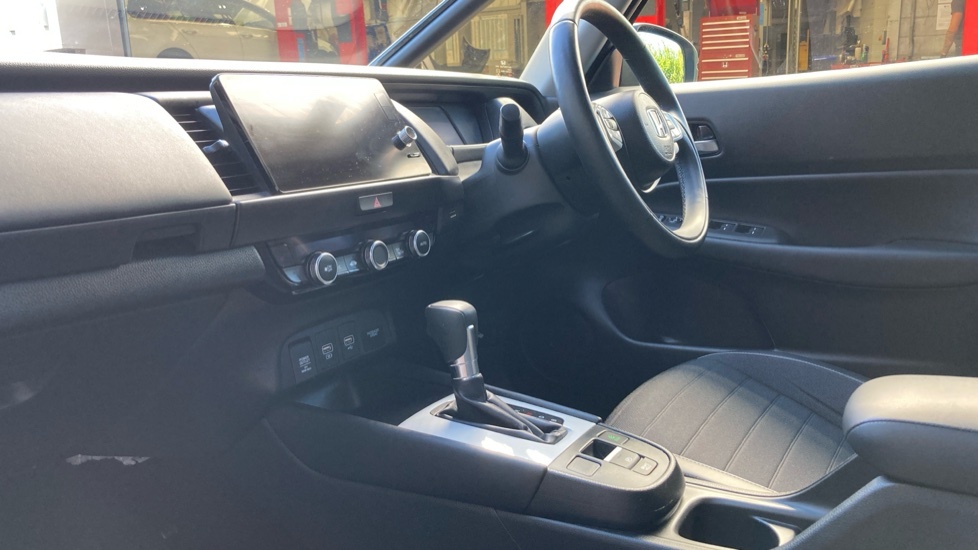 Honda Jazz 1.5 H White #2