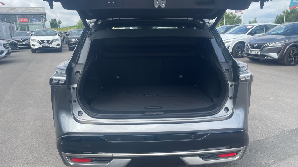 Nissan Qashqai Tekna Grey #4