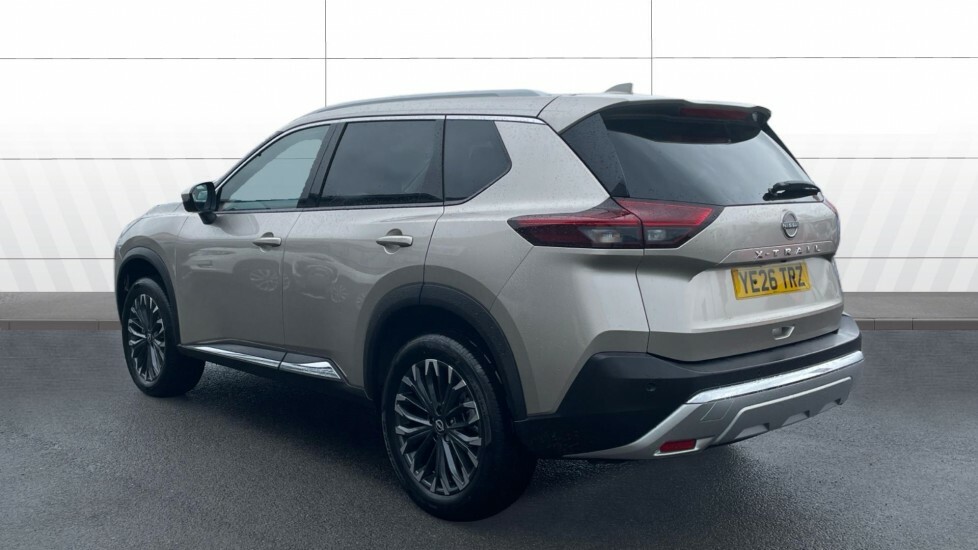 Nissan X-Trail Tekna Silver #2