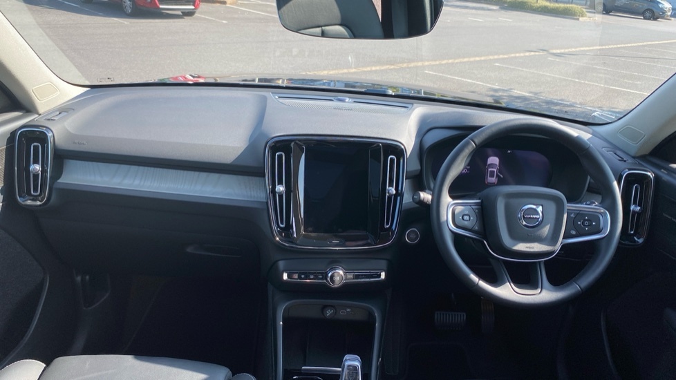 Volvo XC40 Ultra Black #5