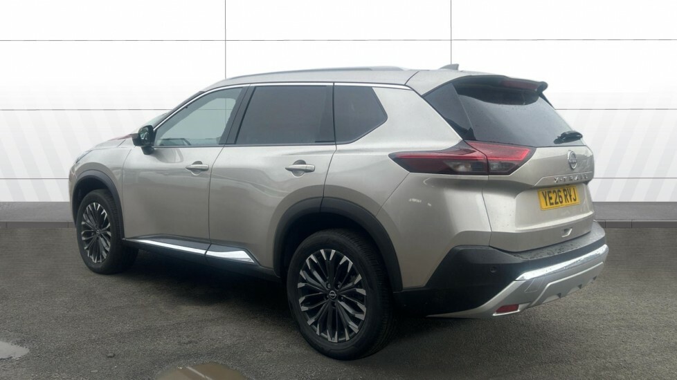 Nissan X-Trail Tekna Silver #2