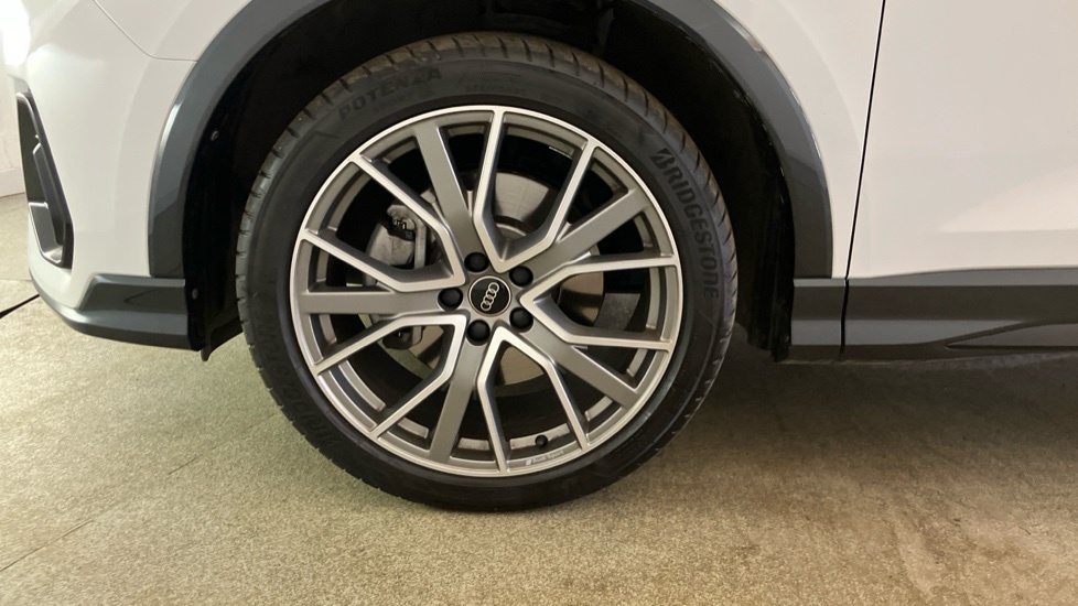 Audi Q3 35 Tfsi Black Edition S Tronic Tech Pack White #32