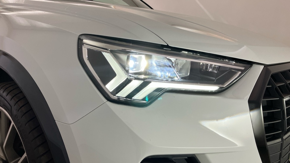 Audi Q3 35 Tfsi Black Edition S Tronic Tech Pack White #43