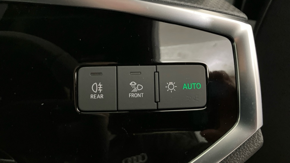 Audi Q3 35 Tfsi Black Edition S Tronic Tech Pack White #36