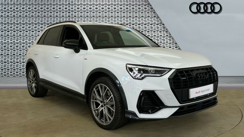 Audi Q3 Black Edition White