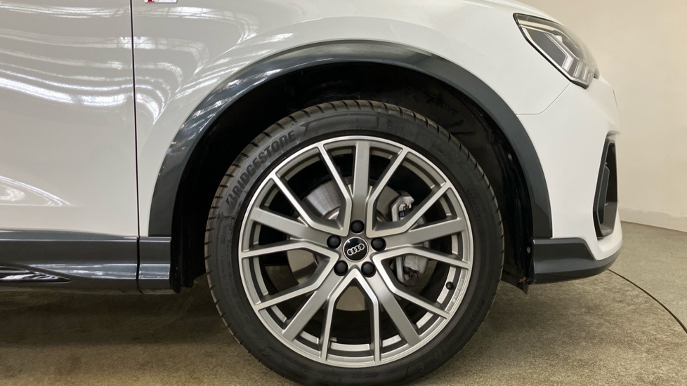 Audi Q3 35 Tfsi Black Edition S Tronic Tech Pack White #5