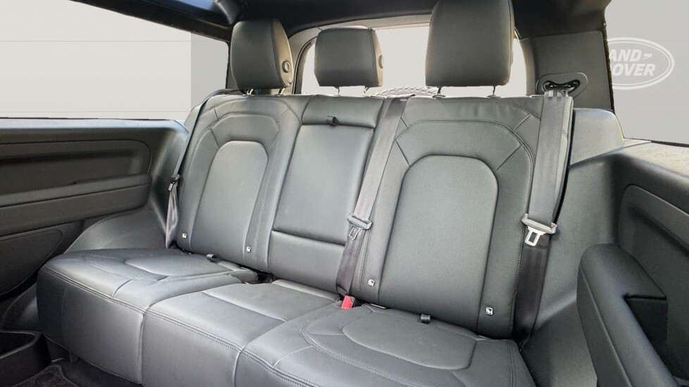 Land Rover Defender 90 X-dynamic Hse Grey #4