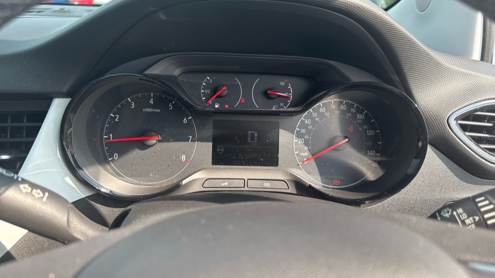 Vauxhall Crossland X Hatchback Grey #18