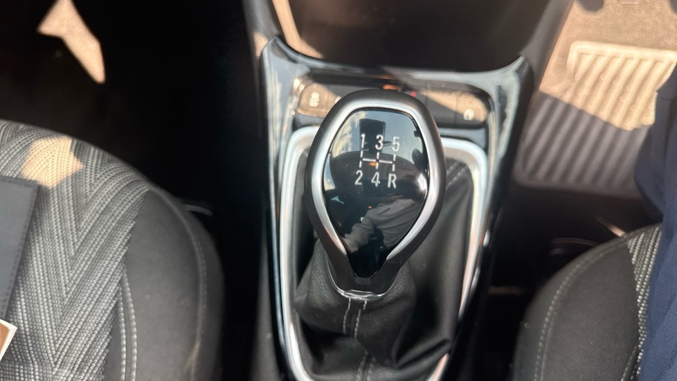 Vauxhall Crossland X Hatchback Grey #20