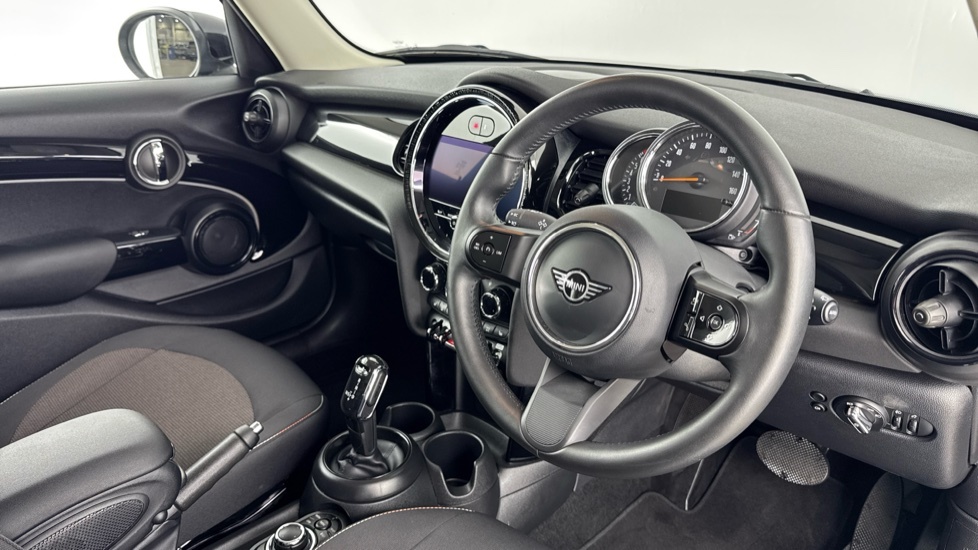 Mini Hatch Cooper Classic Black #6