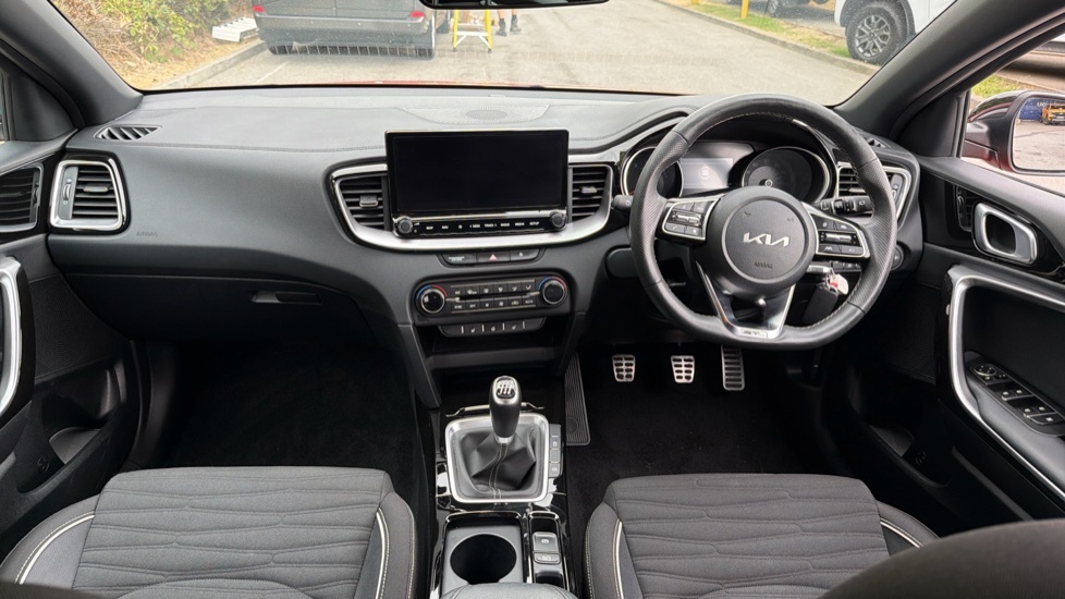 Kia Ceed 1.5T Gdi Isg 138 3 Dct Black #9