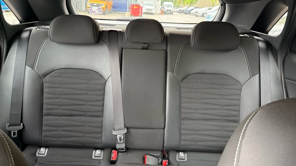 Kia Ceed 1.5T Gdi Isg 138 3 Dct Black #14