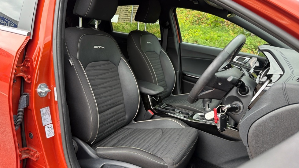 Kia Ceed 1.5T Gdi Isg 138 3 Dct Black #36
