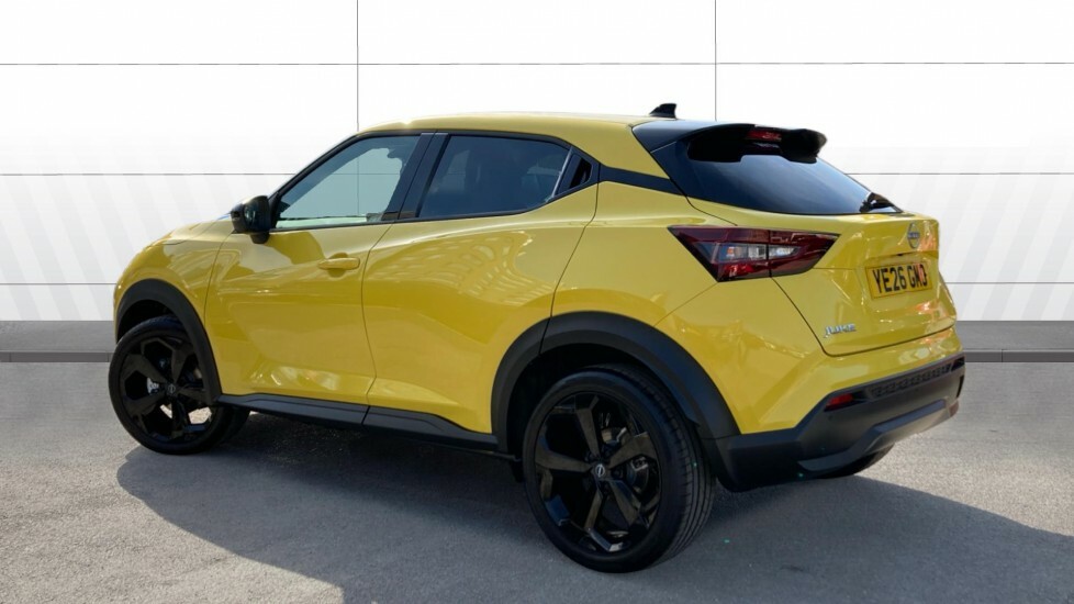 Nissan Juke Tekna Yellow #2
