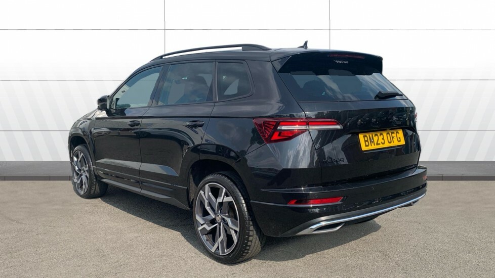 Skoda Karoq Sportline Black #2