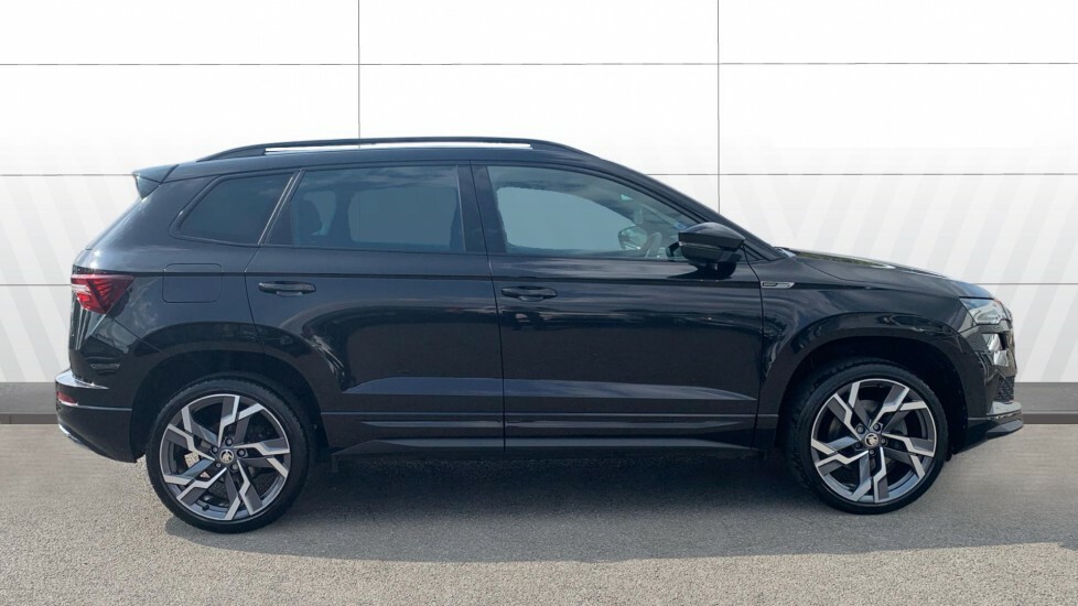 Skoda Karoq Sportline Black #5