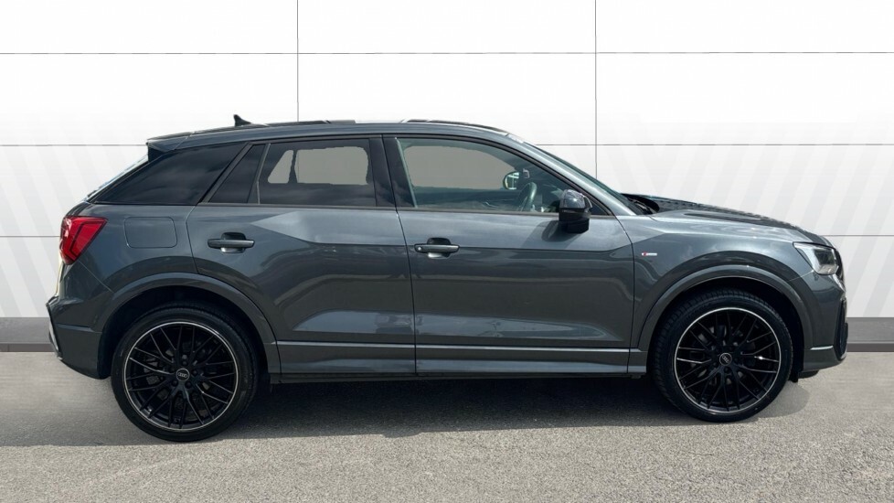 Audi Q2 Black Edition MV73ZPB Grey #5