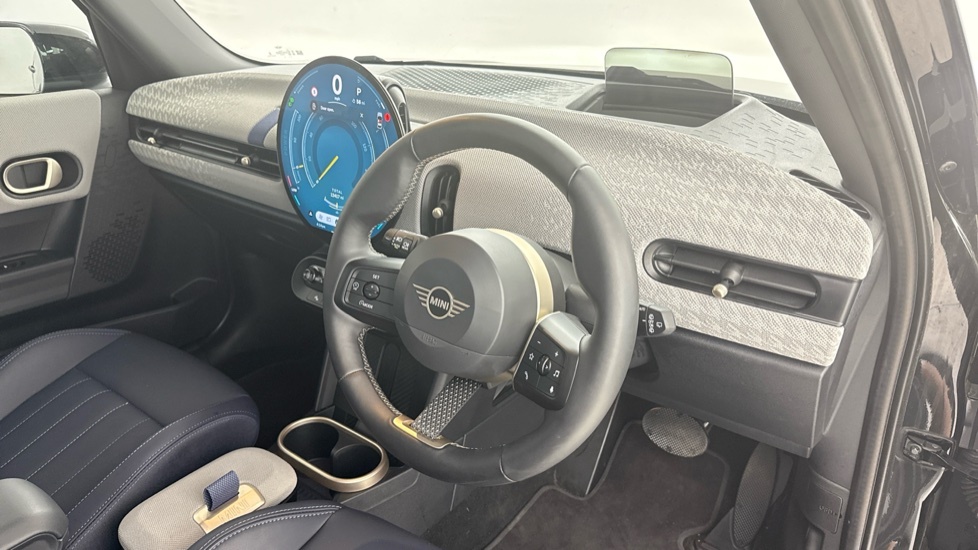 Mini Hatch C Exclusive YK75AJT Black #6