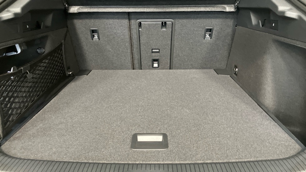 Volkswagen ID.7 Pro Match Plus 77Kwh 286 Ps 1-Speed 5 Do Silver #20