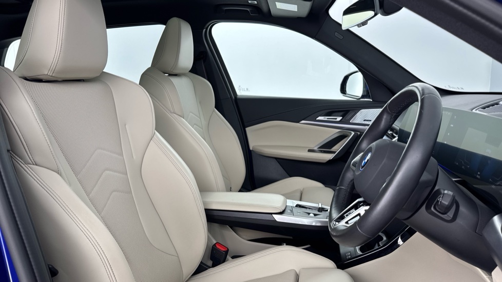 BMW iX1 Ix1 Edrive20 M Sport White #11