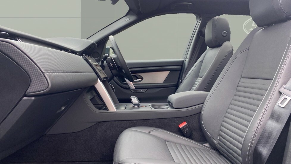 Land Rover Discovery Sport Dynamic Se WK75EXS Black #3