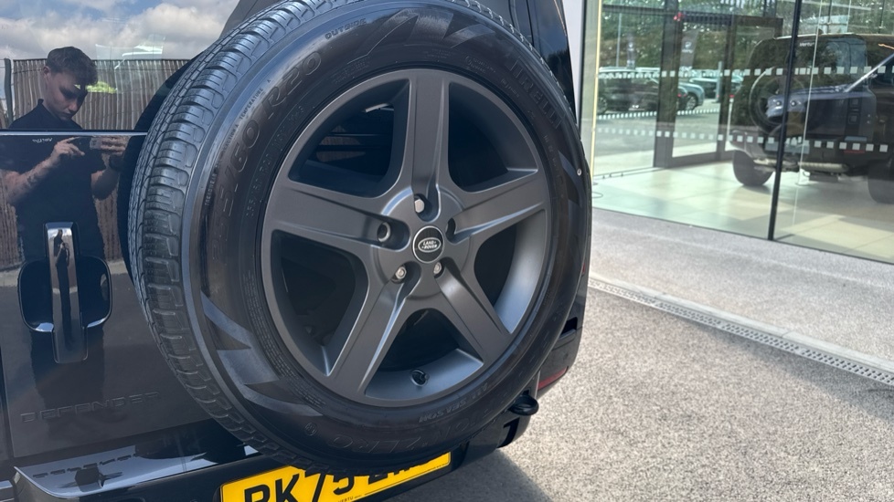 Land Rover Defender 110 X-dynamic Se Grey #25