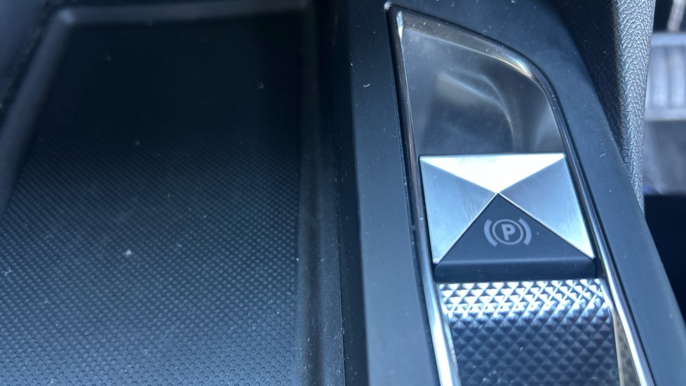 DS DS 3 Crossback E-tense 50Kwh Ultra Prestige Crossback  #50