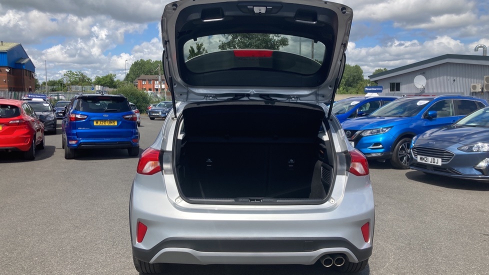 Ford Focus Active Silver #4