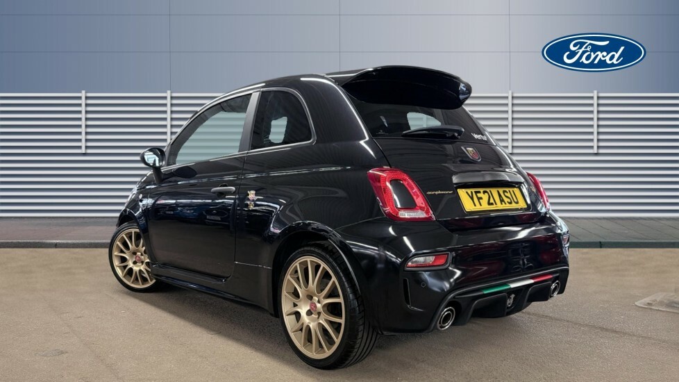 Abarth 595 Scorpioneoro Black #2