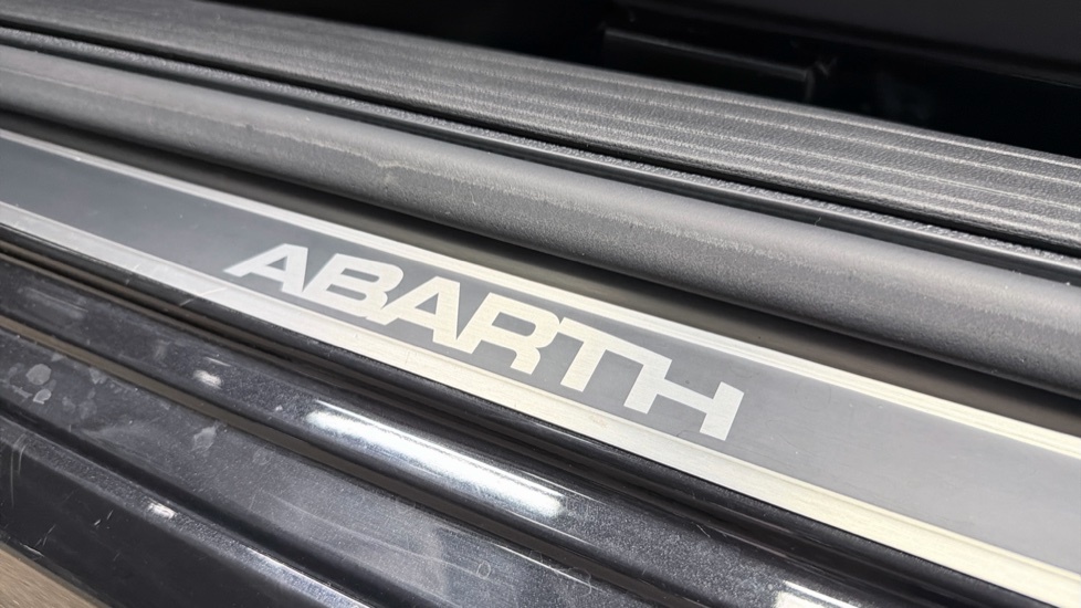 Abarth 595 Hatchback 1.4 T-jet Competizione 70Th Euro 6 Red #25
