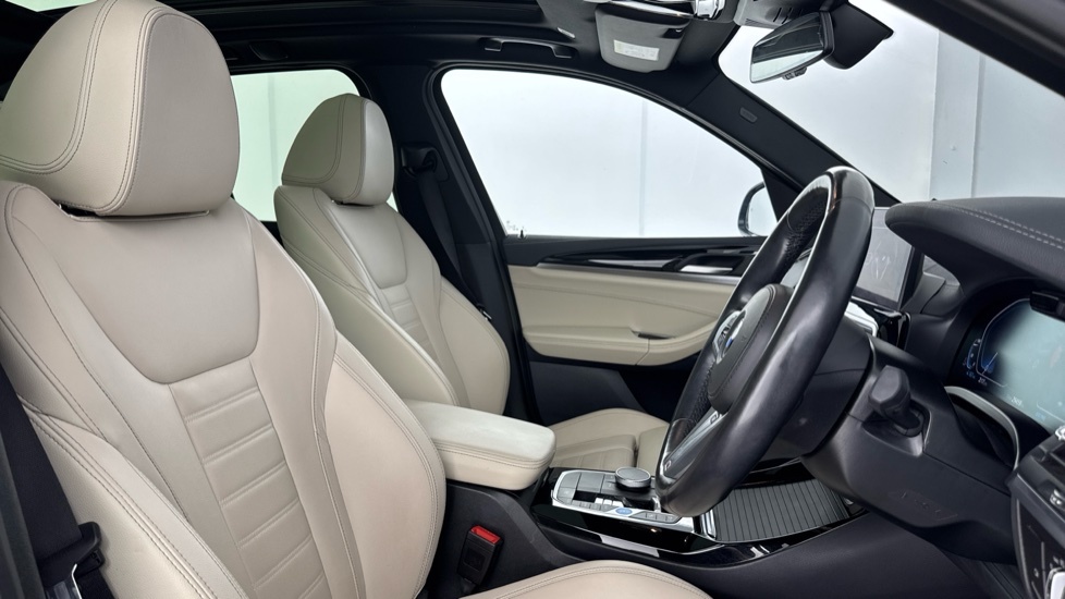 BMW iX3 80Kwh M Sport Blue #11