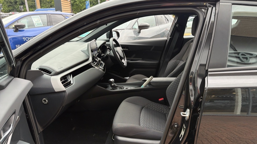 Toyota C-Hr Icon Black #5