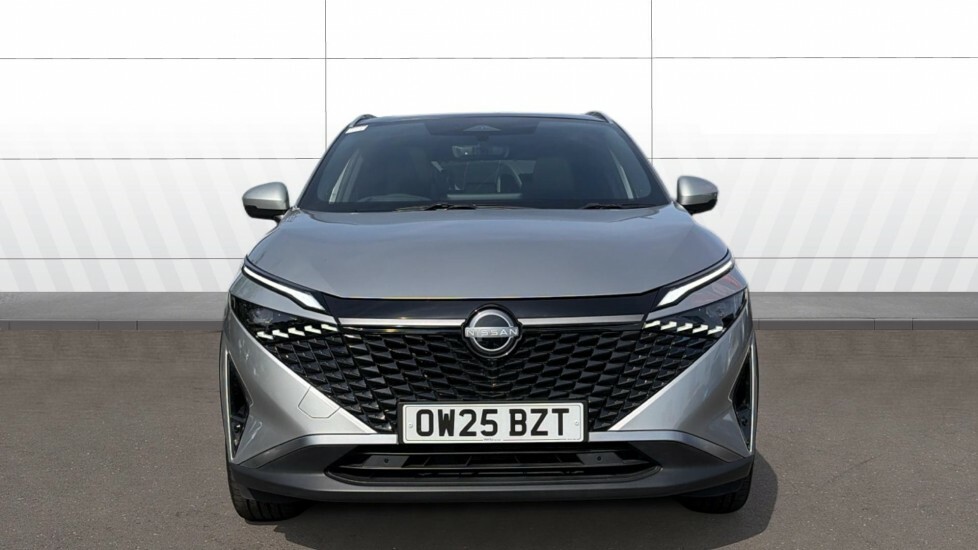 Nissan Qashqai Tekna Silver #3