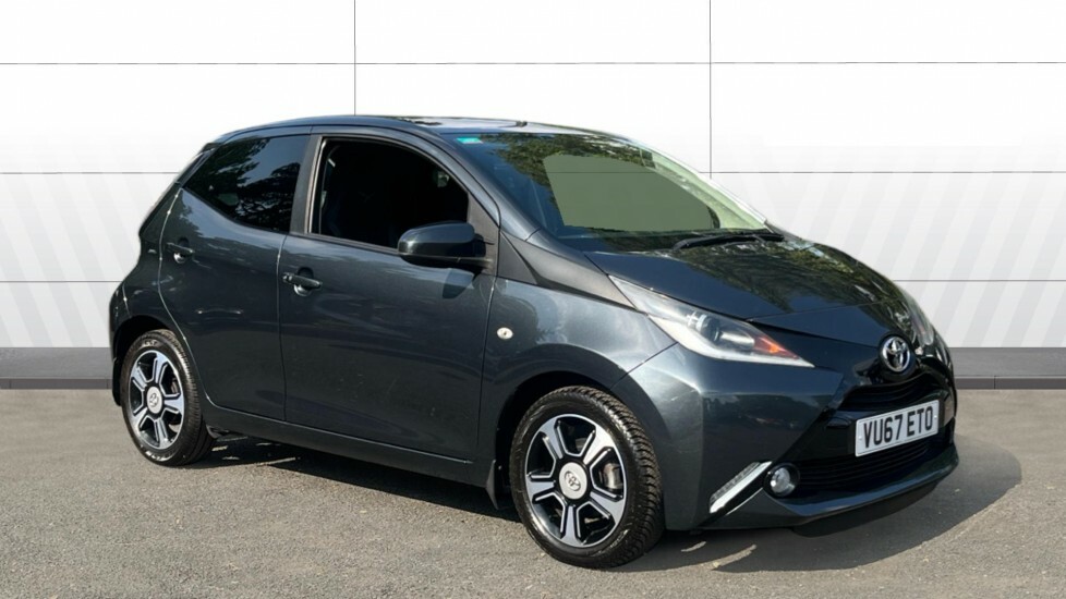 Toyota Aygo X X-clusiv 3 Grey