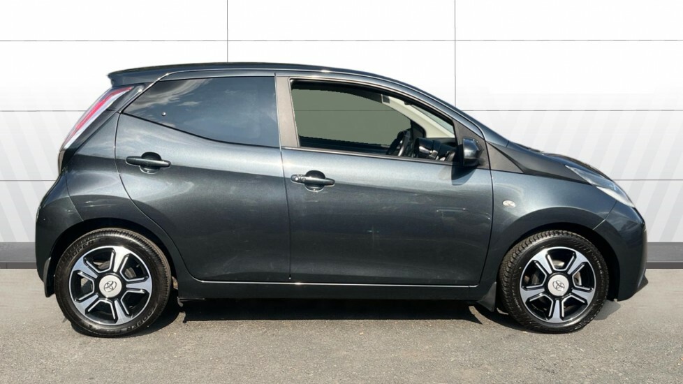 Toyota Aygo X X-clusiv 3 Grey #5