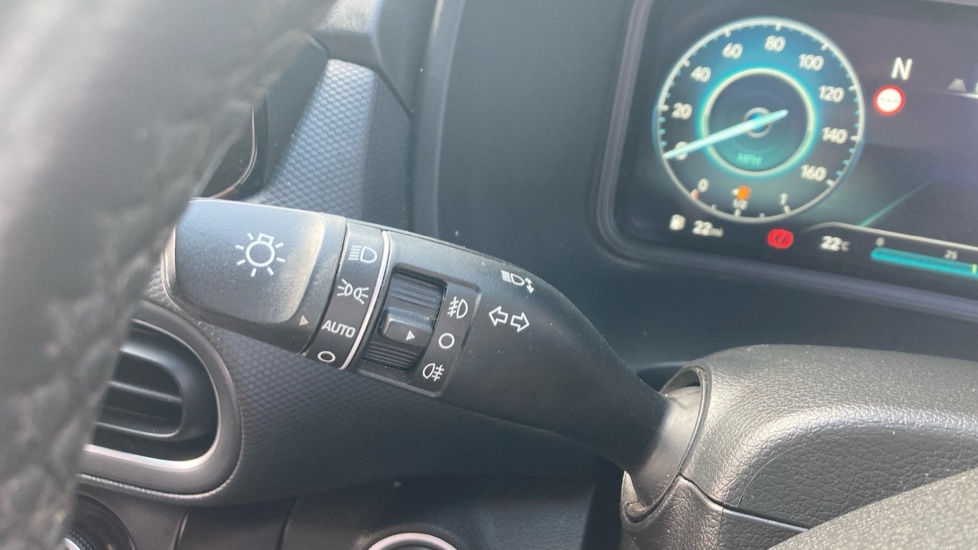Hyundai Kona Hatchback Black #25