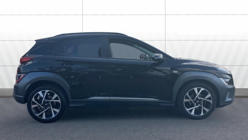 Hyundai Kona Hatchback Black #5
