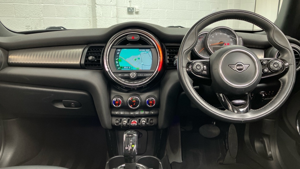 Mini Convertible Cooper Exclusive Black #4