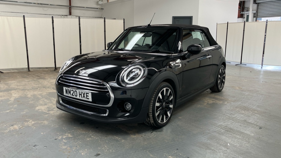 Mini Convertible 1.5 Cooper Classic Convertible Black #25